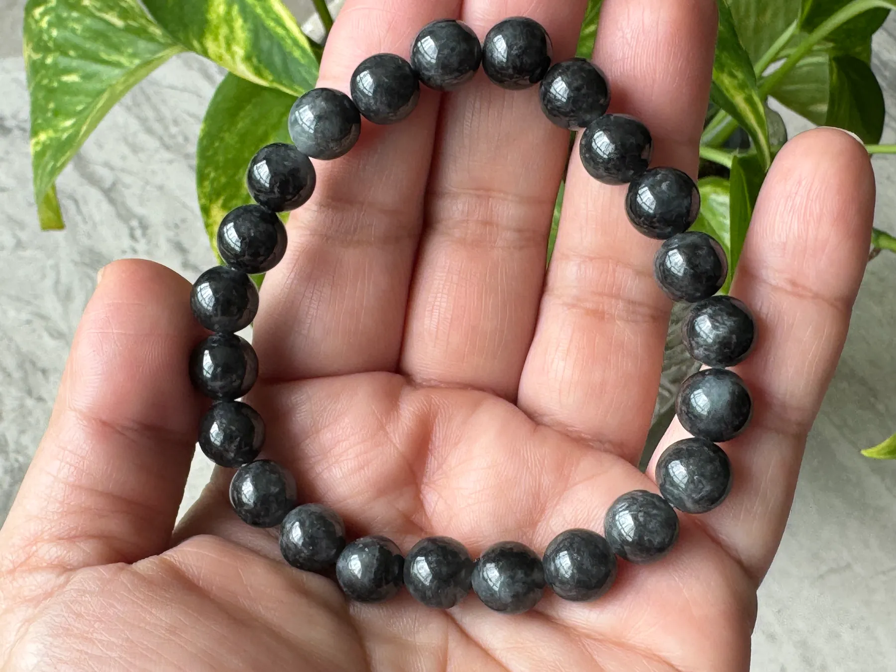 Type A Wuji Jade Bracelet | 8.8 mm Type A Wuji Jade Bracelet | 8.8 mm